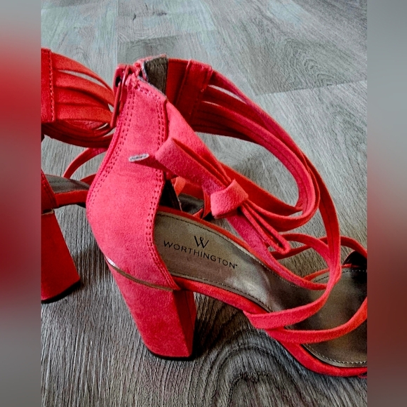 Size 6 Worthington Alexi Strappy Block Heel Sandals - Picture 7 of 9